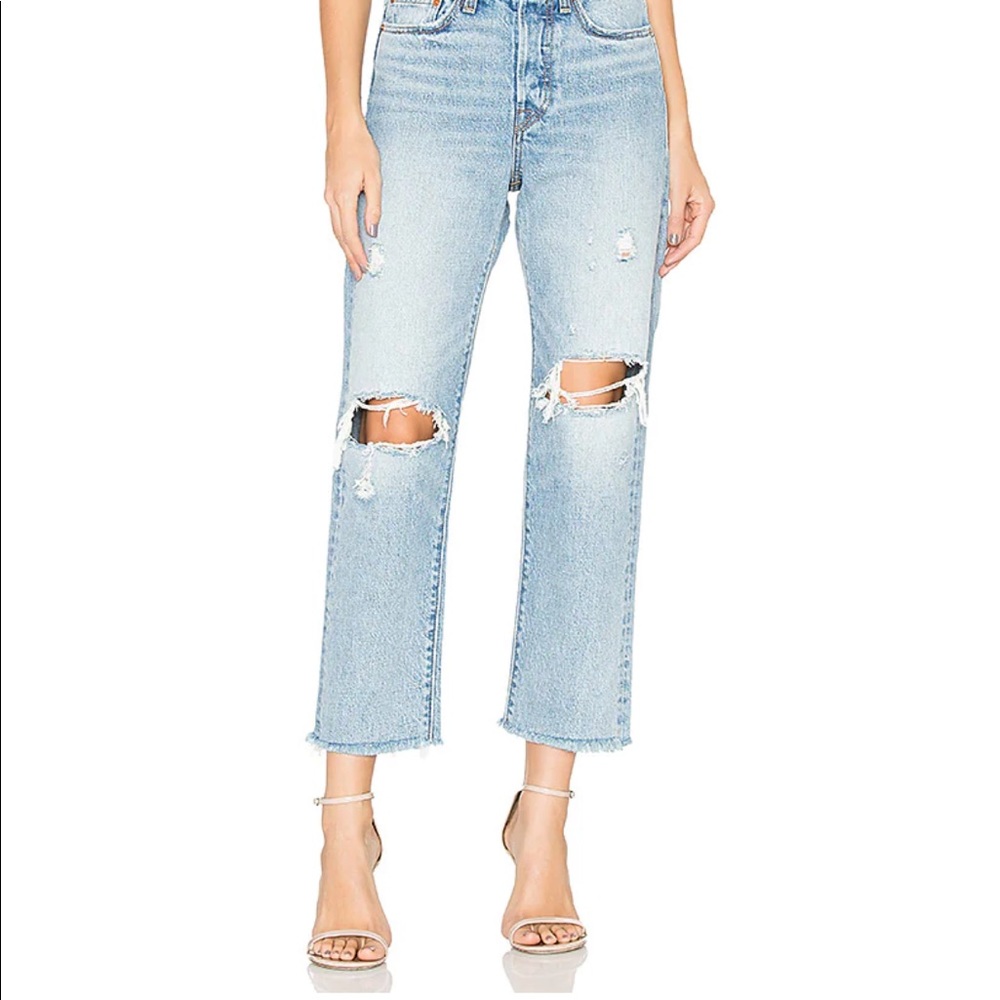 Levi’s wedgie straight Lost inside size 27